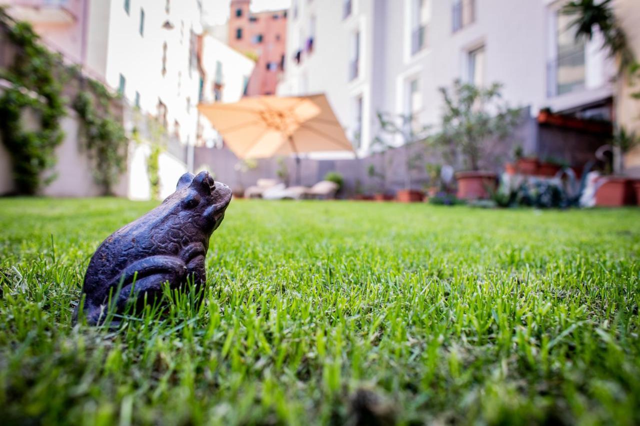 Giardino In Centro Storico -Appartamento Con Giardino, Genova Centro Storico, Acquario エクステリア 写真