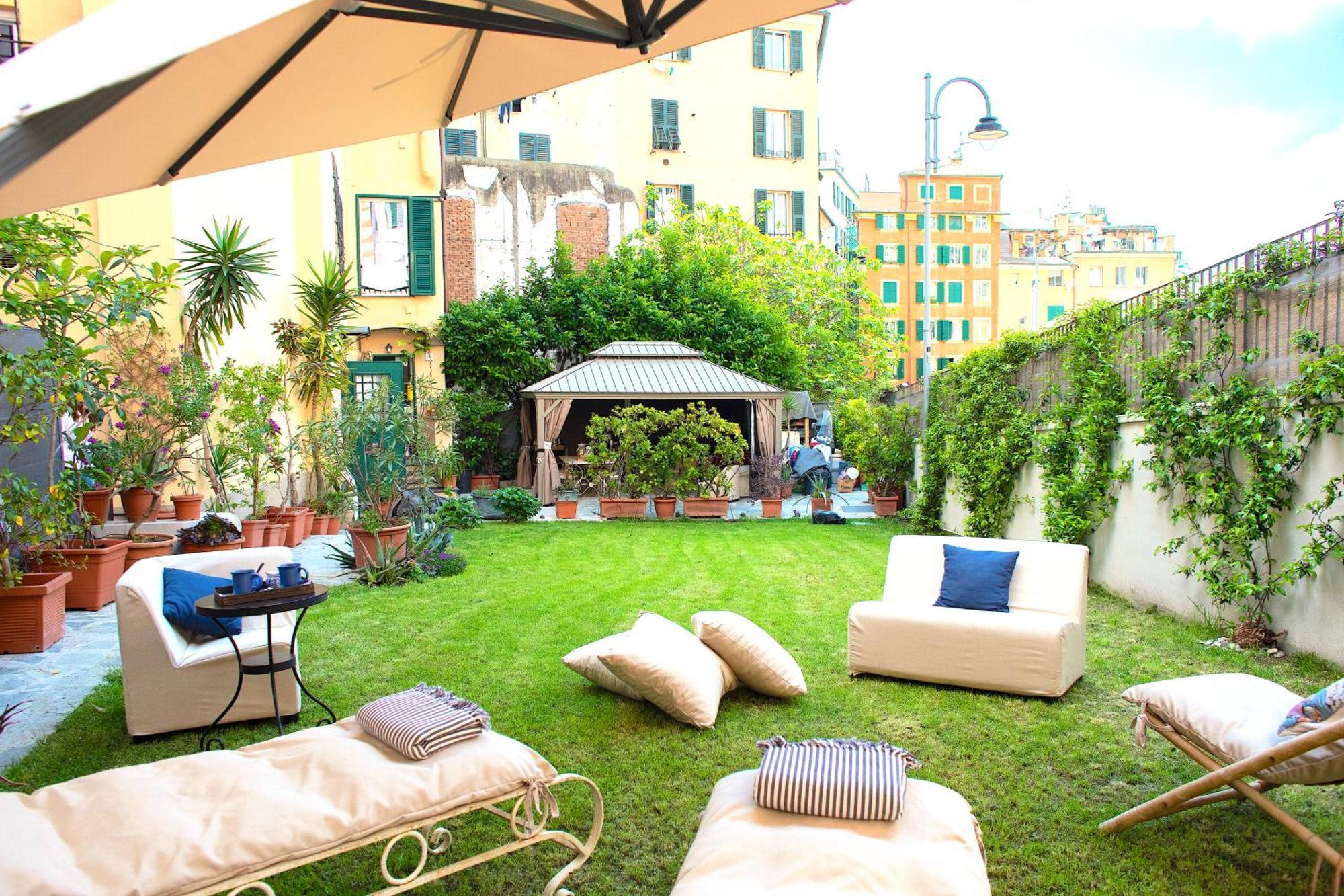 Giardino In Centro Storico -Appartamento Con Giardino, Genova Centro Storico, Acquario エクステリア 写真